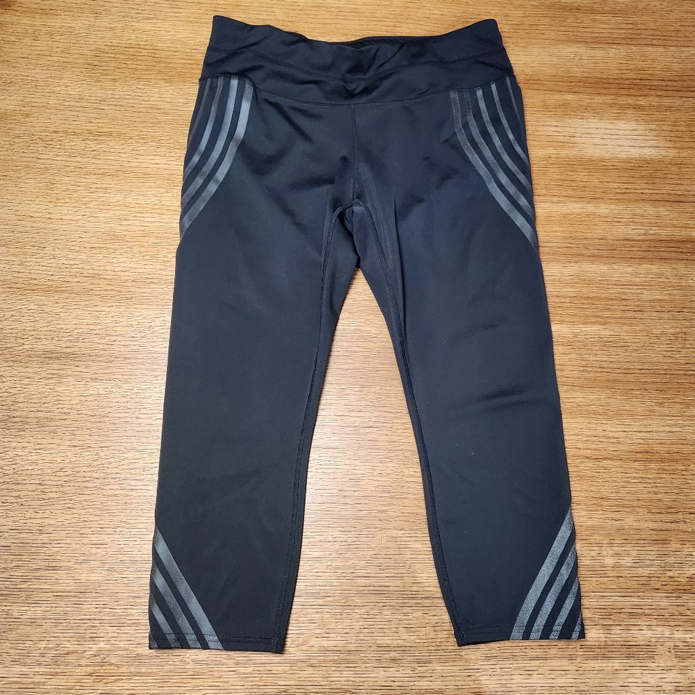 Athleta Gel Sonar Black Capri Leggings Size Large